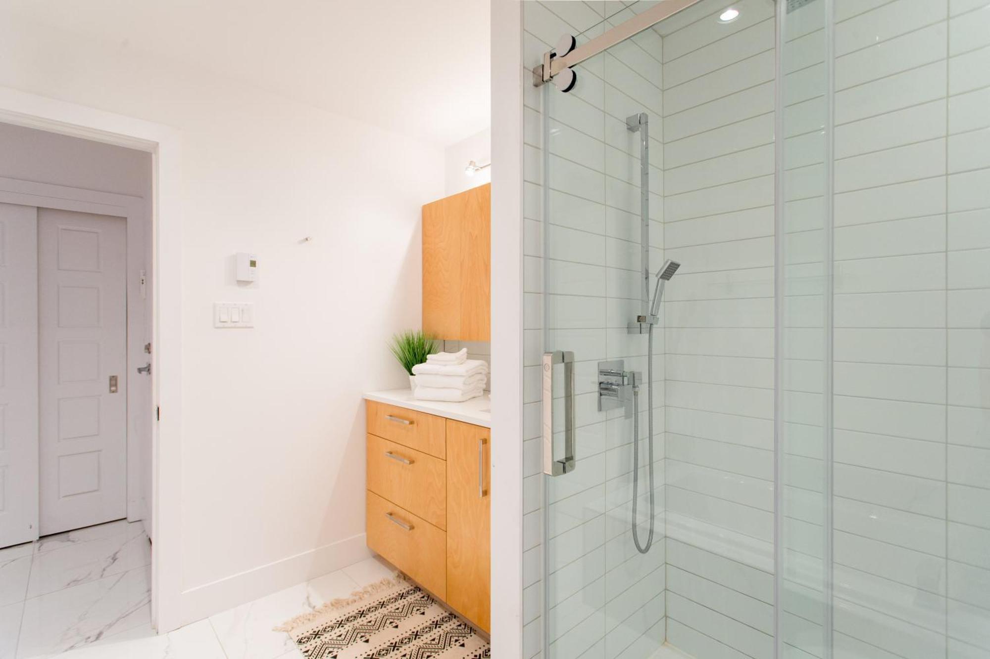 Hip, Stylish Apartment In Little Italy By Den Stays A Μόντρεαλ Δωμάτιο φωτογραφία