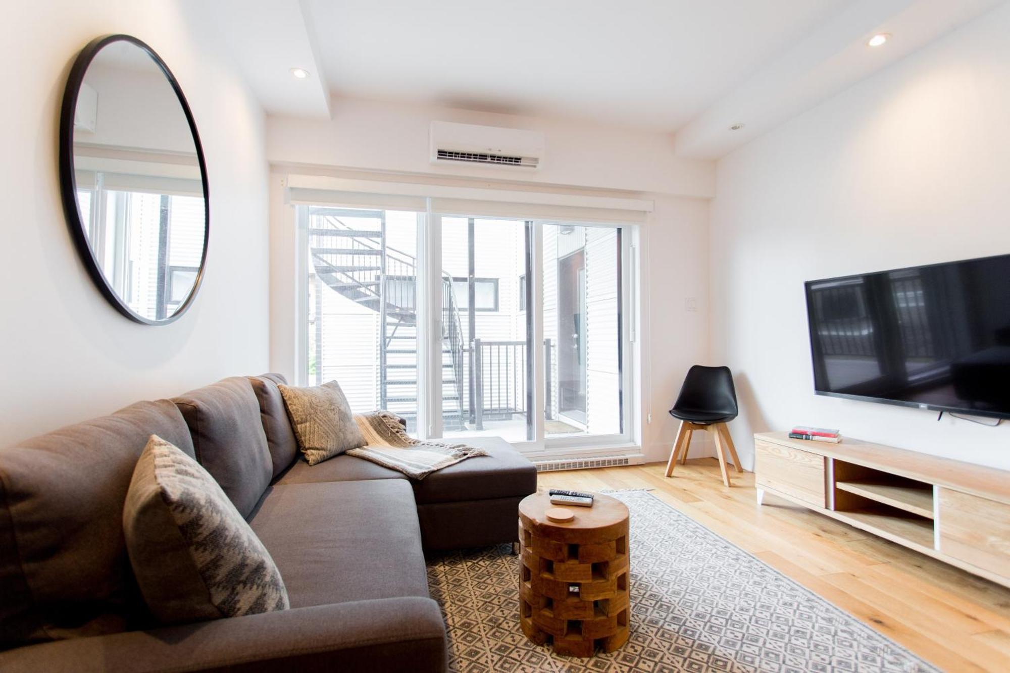 Hip, Stylish Apartment In Little Italy By Den Stays A Μόντρεαλ Δωμάτιο φωτογραφία