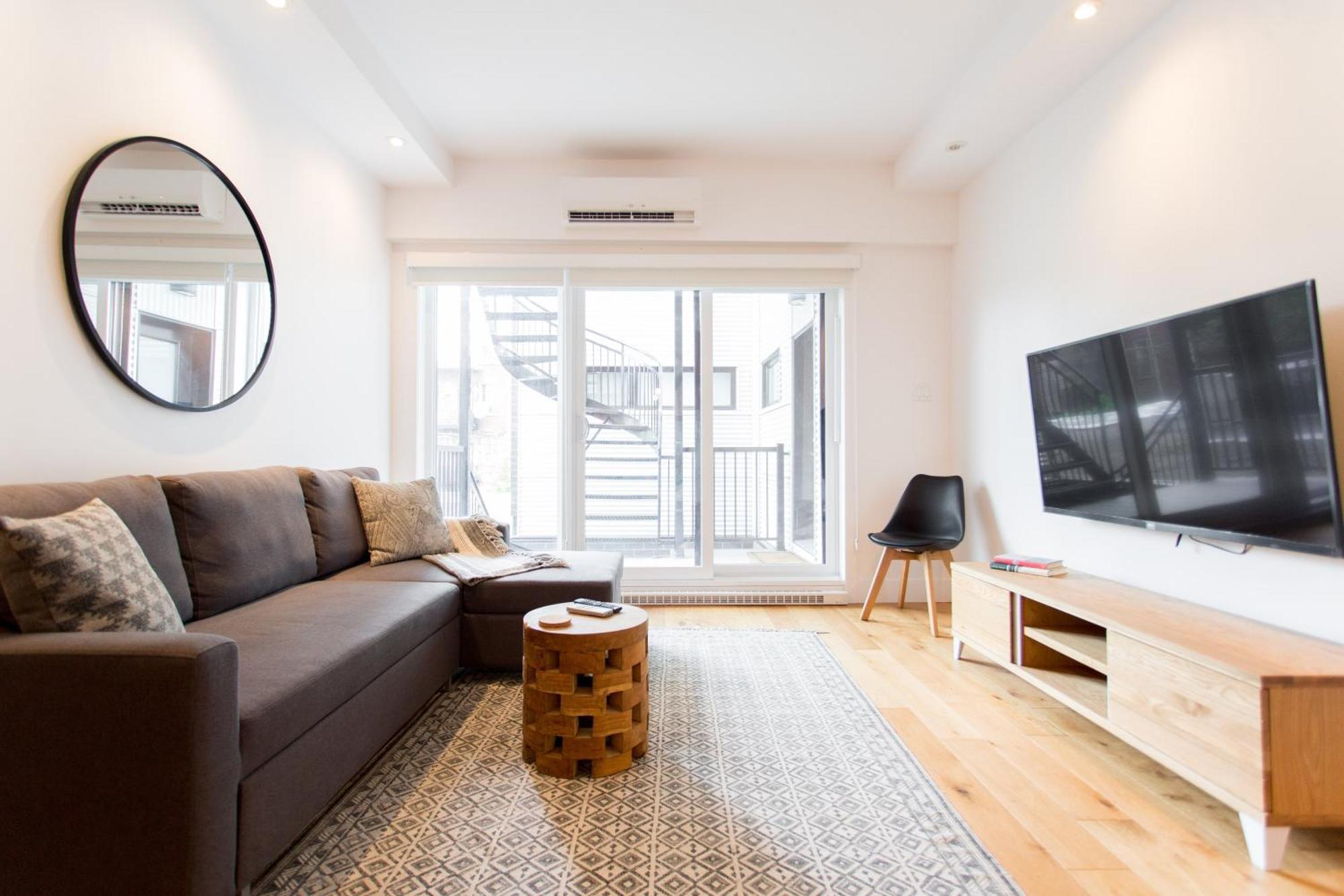 Hip, Stylish Apartment In Little Italy By Den Stays A Μόντρεαλ Δωμάτιο φωτογραφία